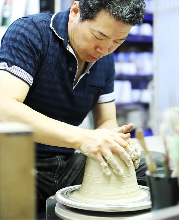 砥部焼の世界へ Vol.2 ヨシュア工房